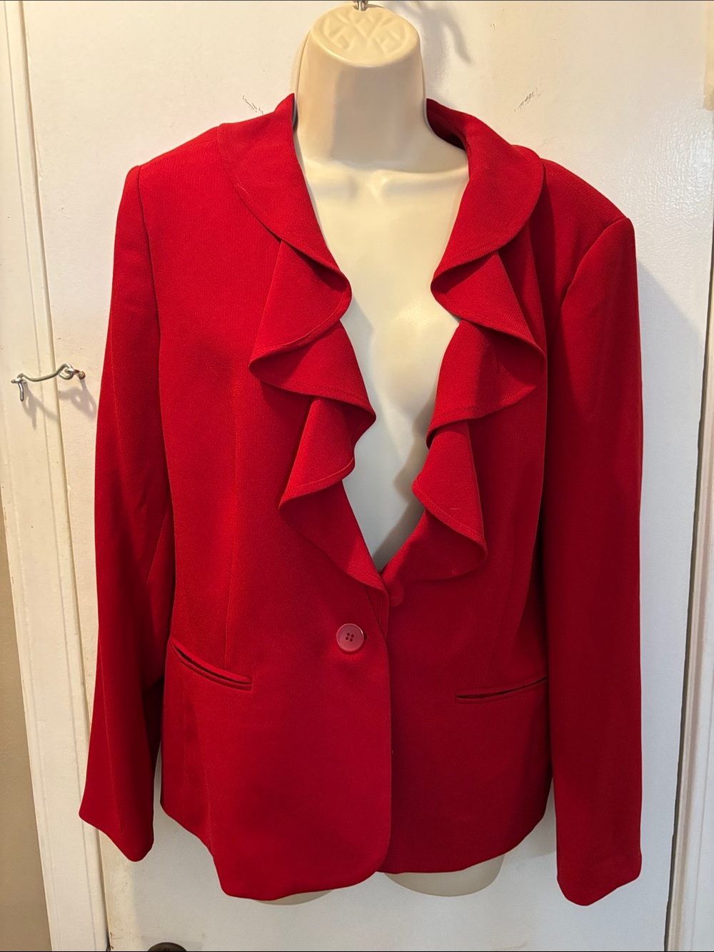 Nygard Collection 12 Red Ruffle-lined Blazer Jacket 26-337